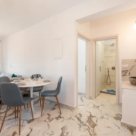 Villa Punta Mare 2